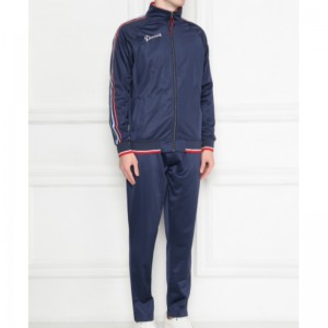 Culaith spóirt cniotáilte cadáis